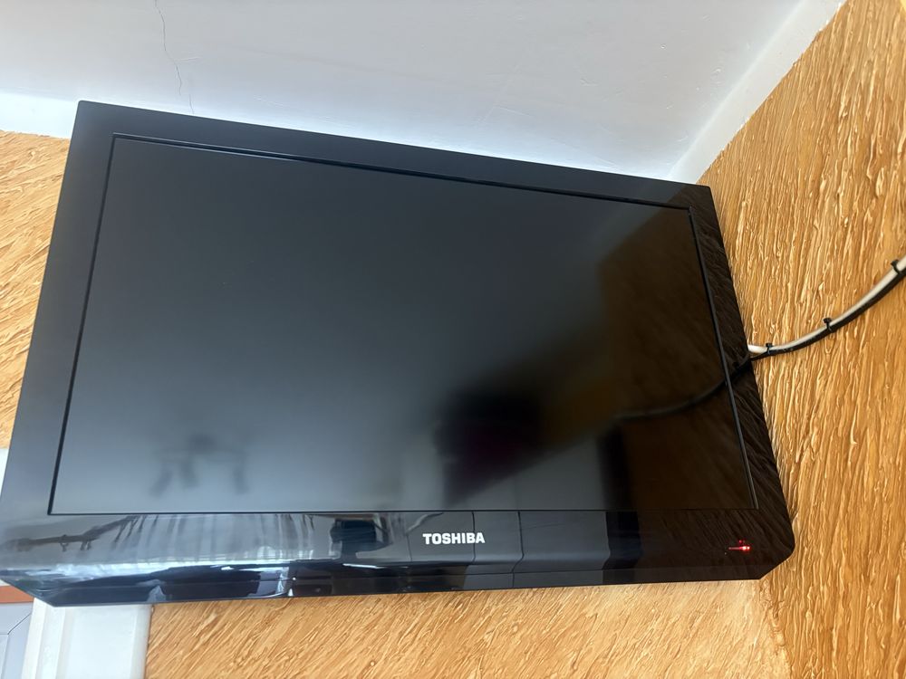 Telewizor Toshiba 26”  LCD