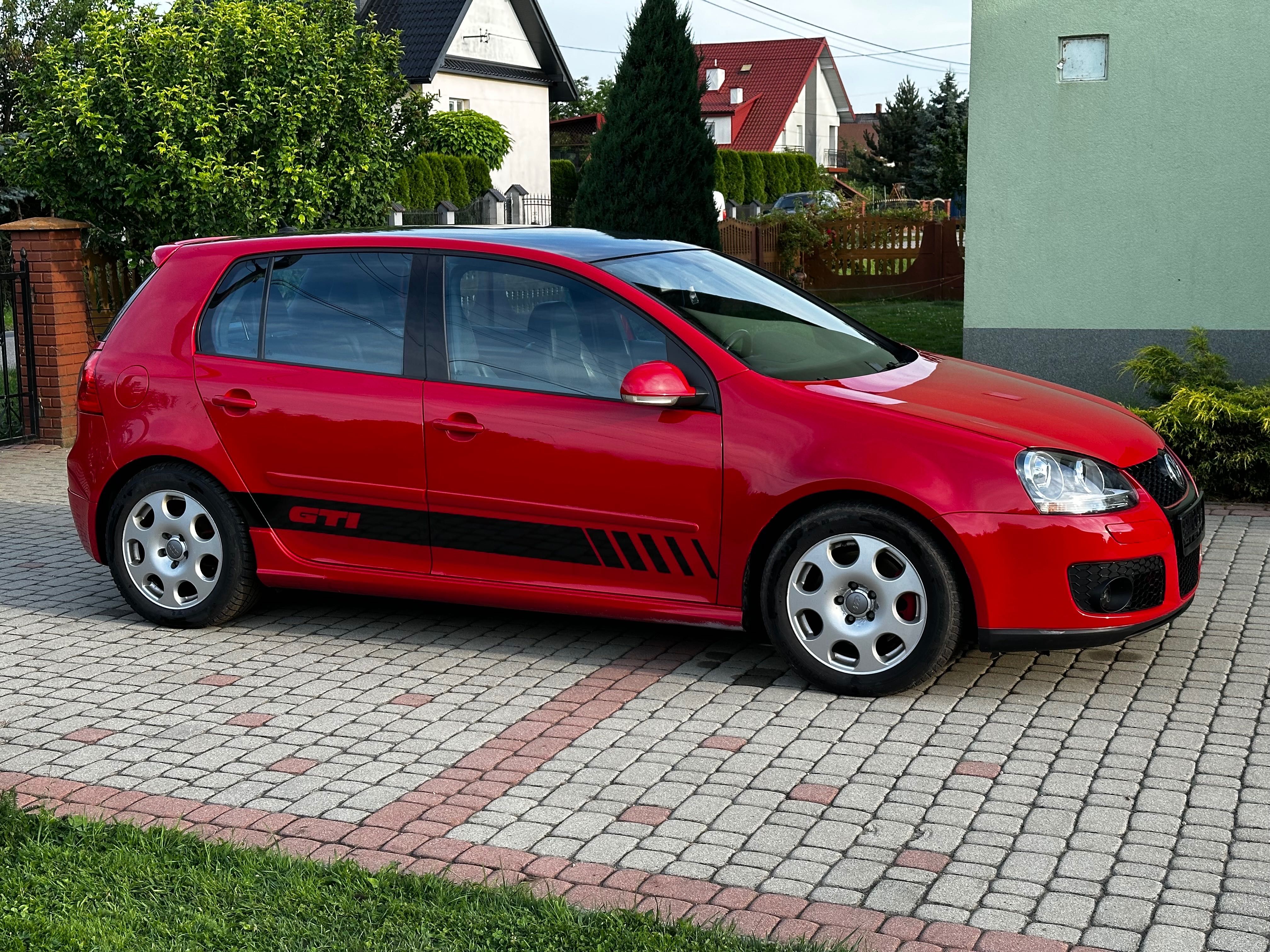 Golf 5 GTI sprowadzony , książka serwisowa.