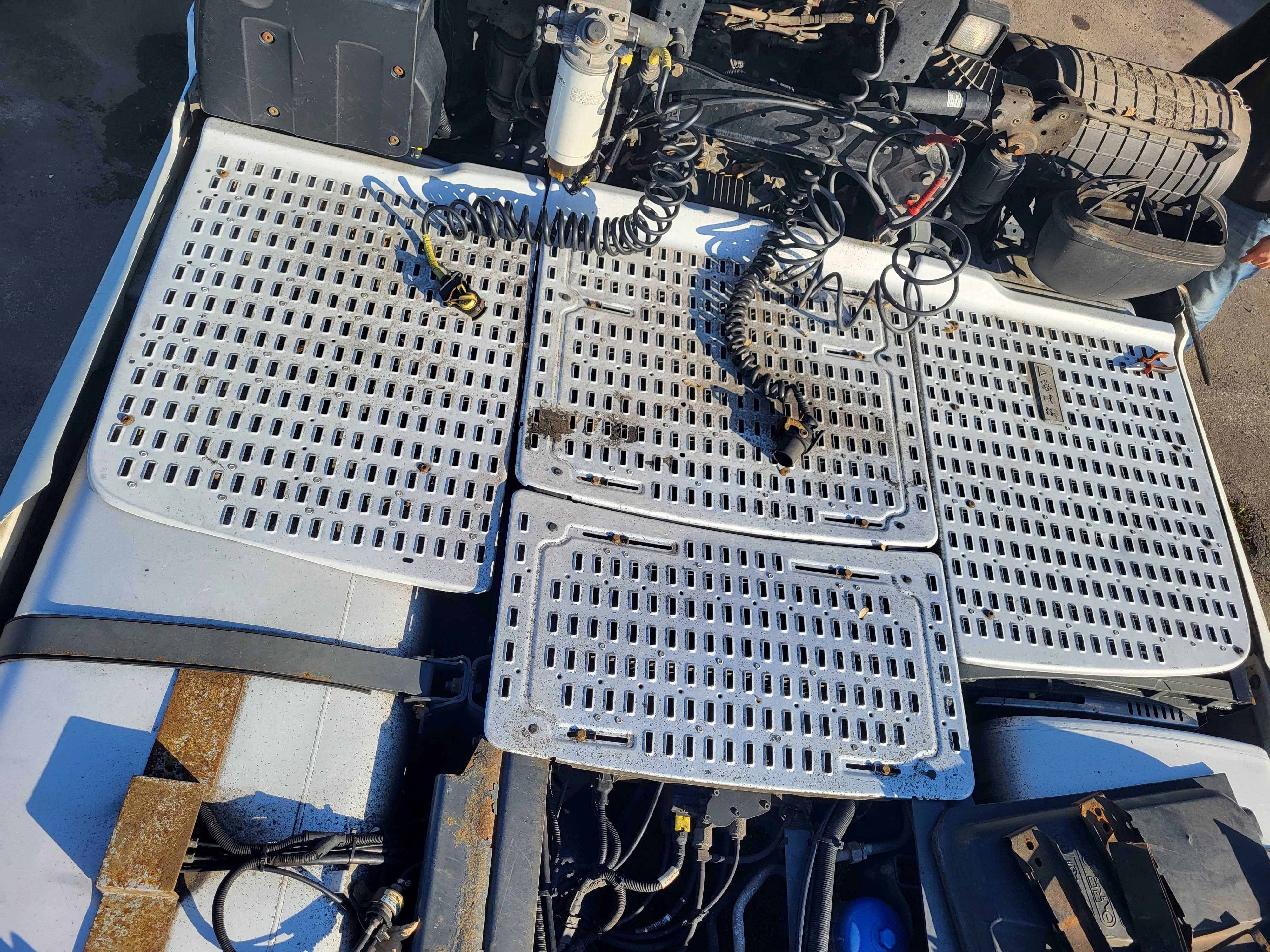 DAF 106 Komplet osłon Podest Aluminiowy