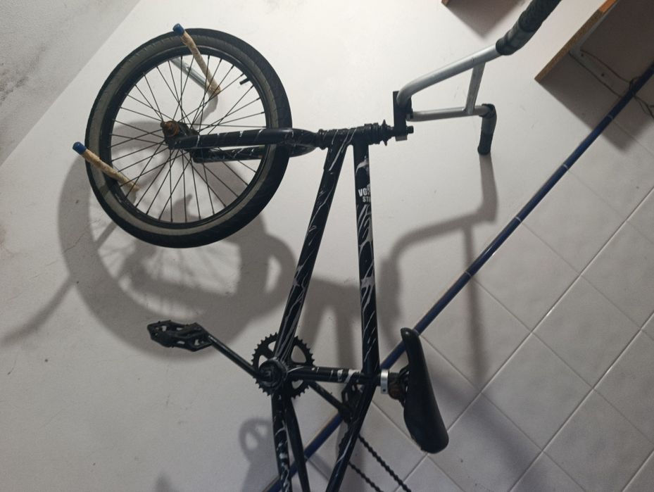 bmx diamond black sem a roda traseira