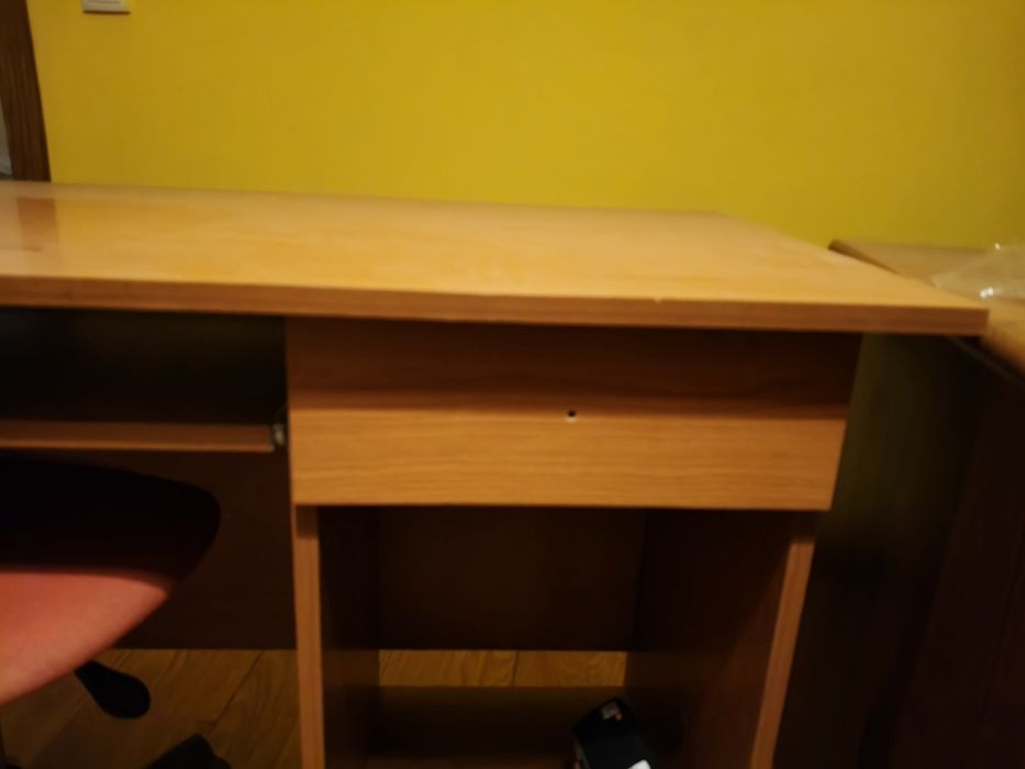 Secretaria + cadeira