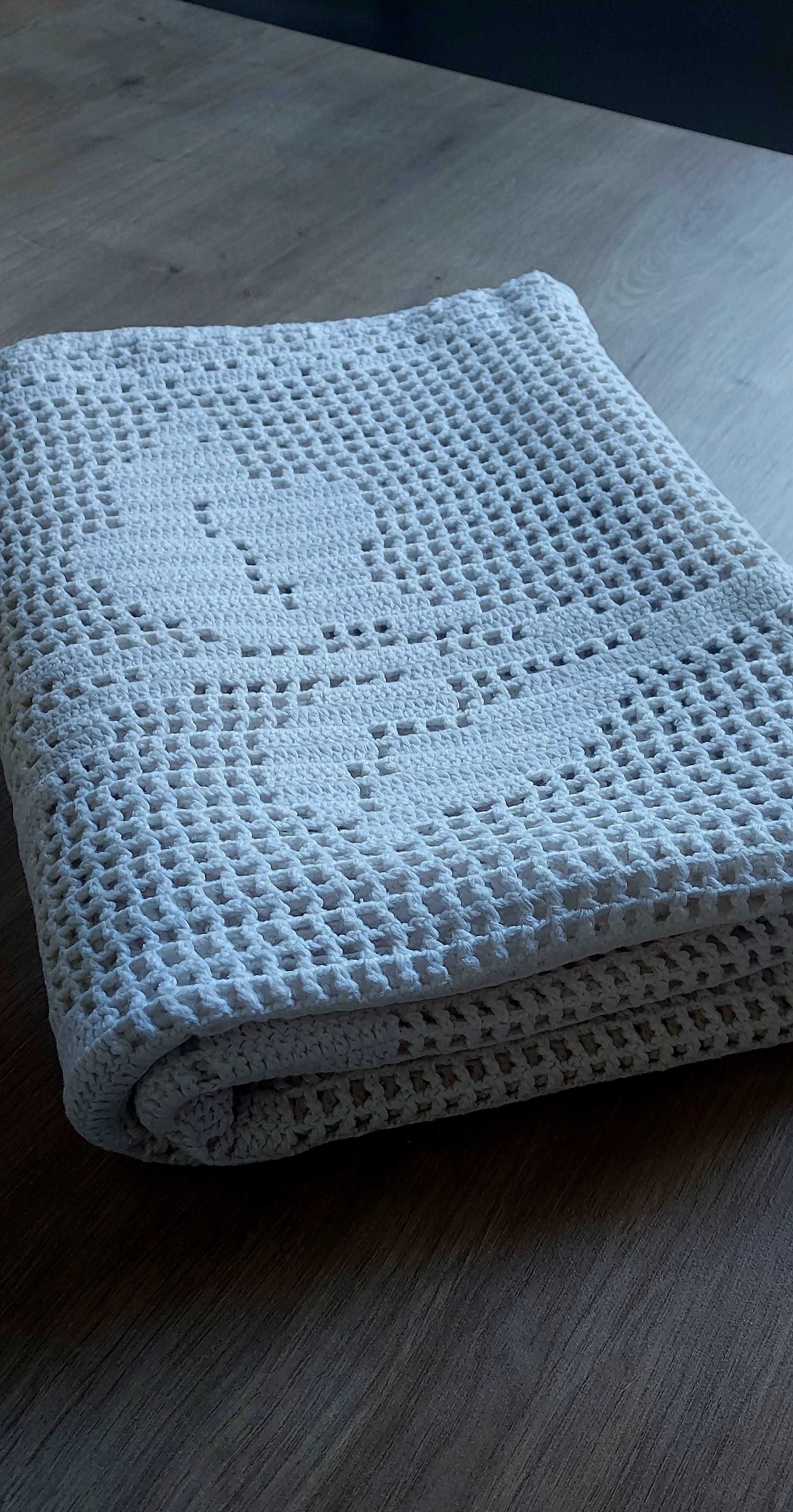 Sprzedam ręcznie wykonany bawełniany obrus prostokątny boho, vintage