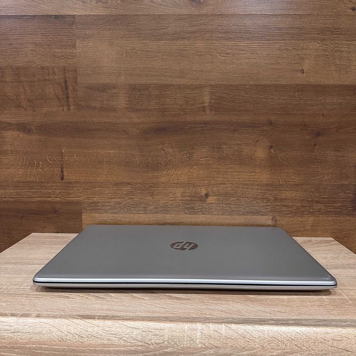 HP Laptop 17-BY0071CL { i3-1115G4 | 8gb | 256 ssd } гарантія