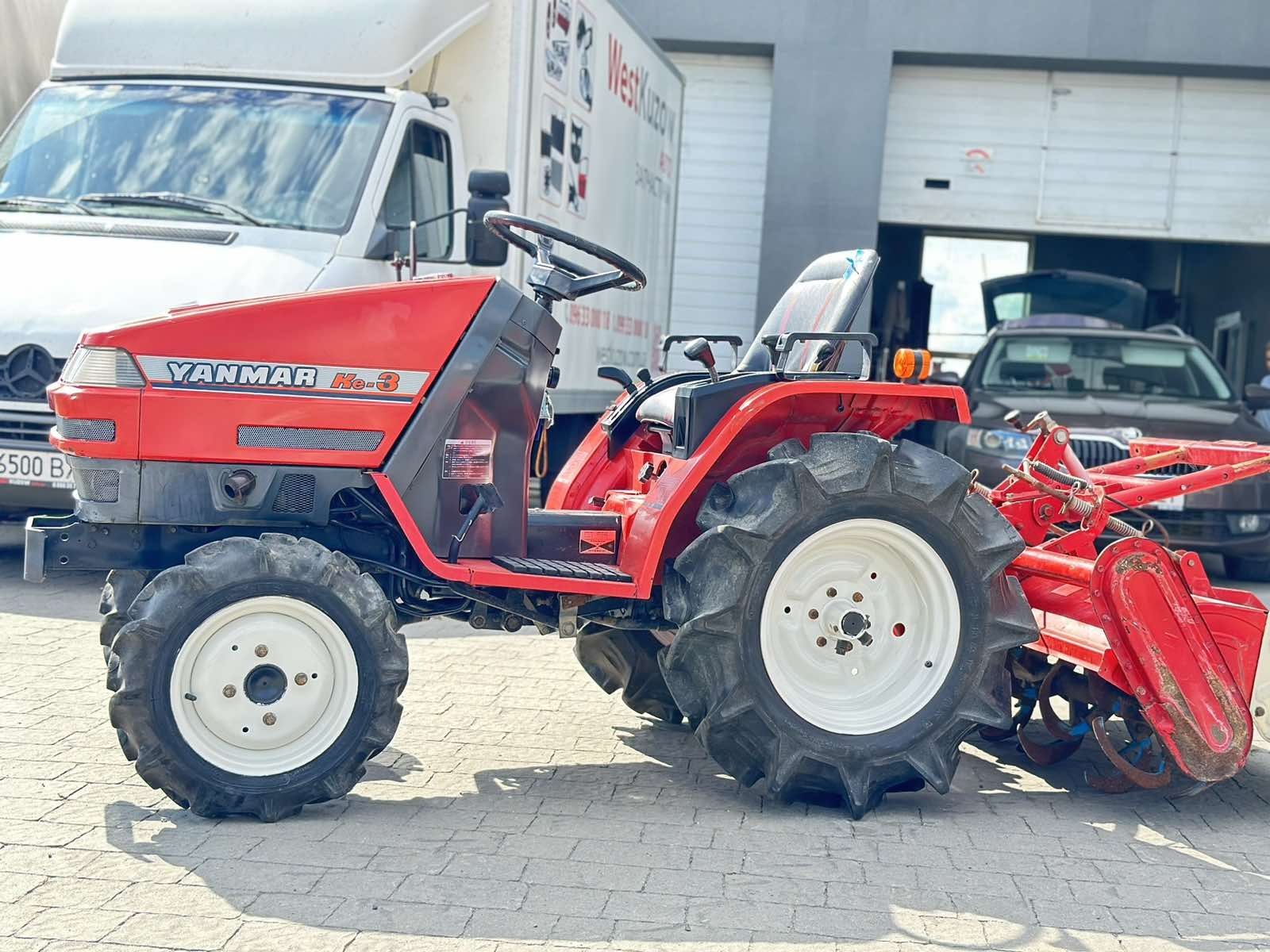 Японський міні трактор японский мини трактор Yanmar Ke-3