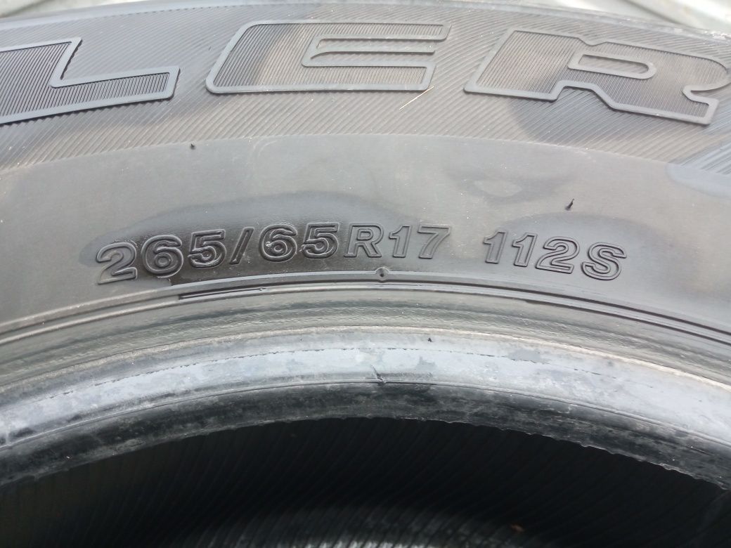 Продам летнюю резину BRIDGESTONE , 265/65 R17 112S,