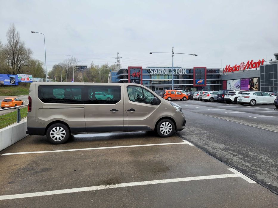 Wynajem busa z kierowcą. Transfery,wesela,wczasy,imprezy.