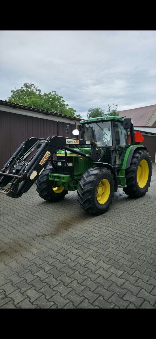 John deere 6410 (Stoll F30)