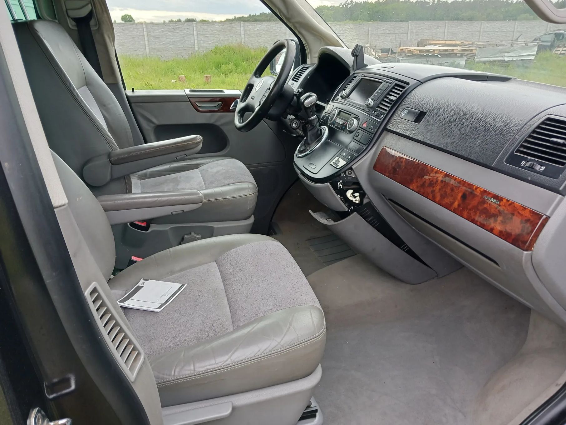 Volkswagen Multivan VW MULTIVAN 2005 r. 2.5 TDI 174 PS