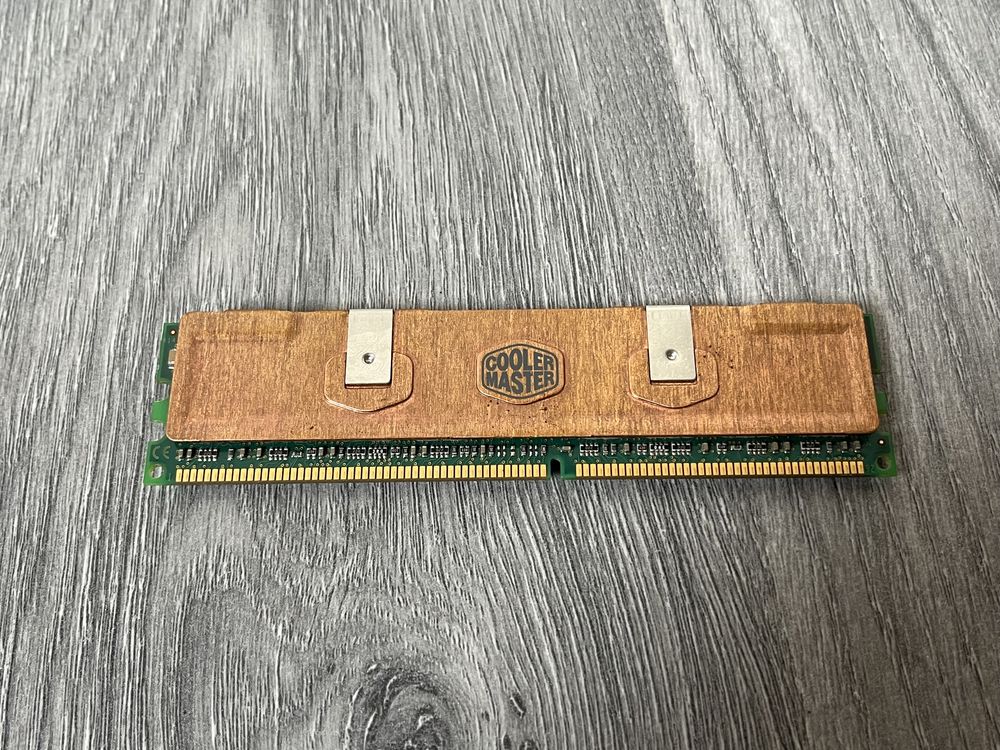 Оперативка DDR 1