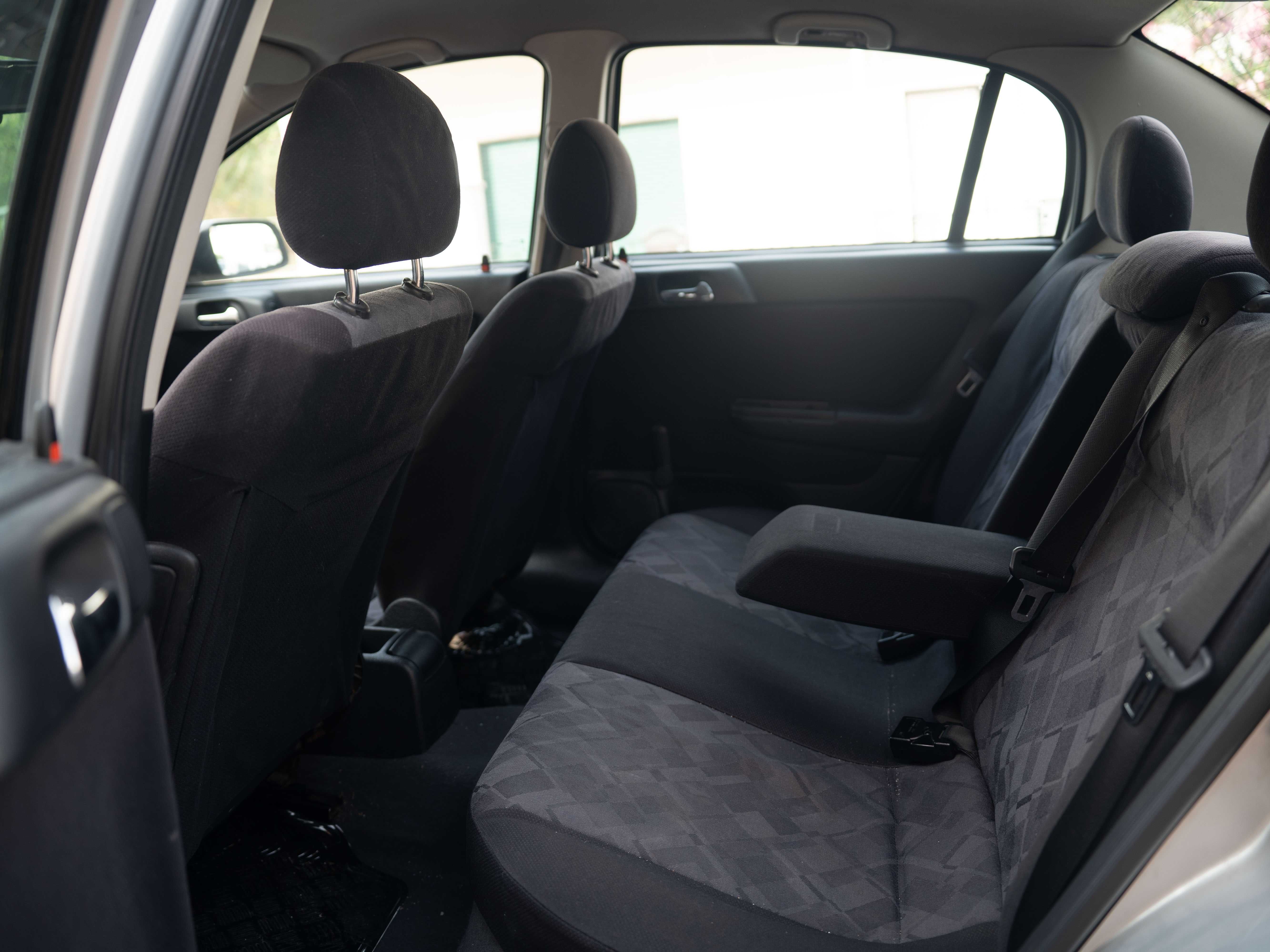 Opel Astra 2.0 DTi Club