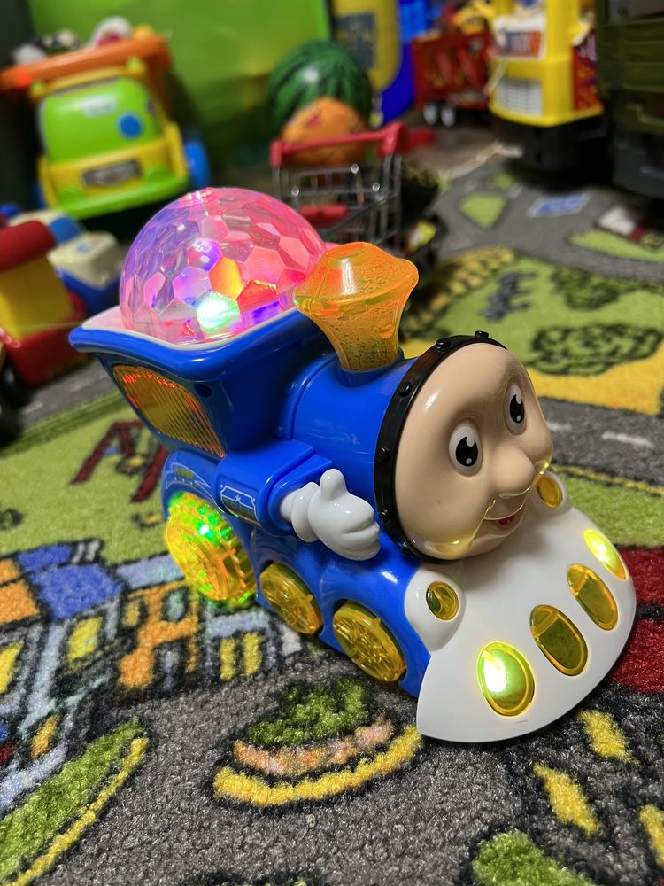 Іграшки, Томас