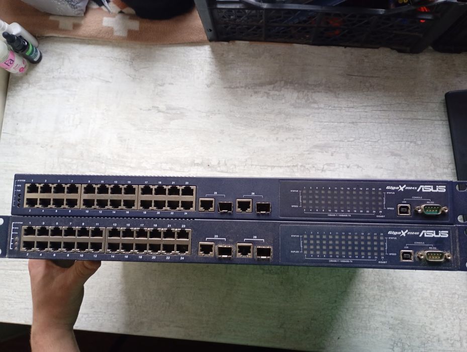 Продам коммутаторы (маршрутизаторы)