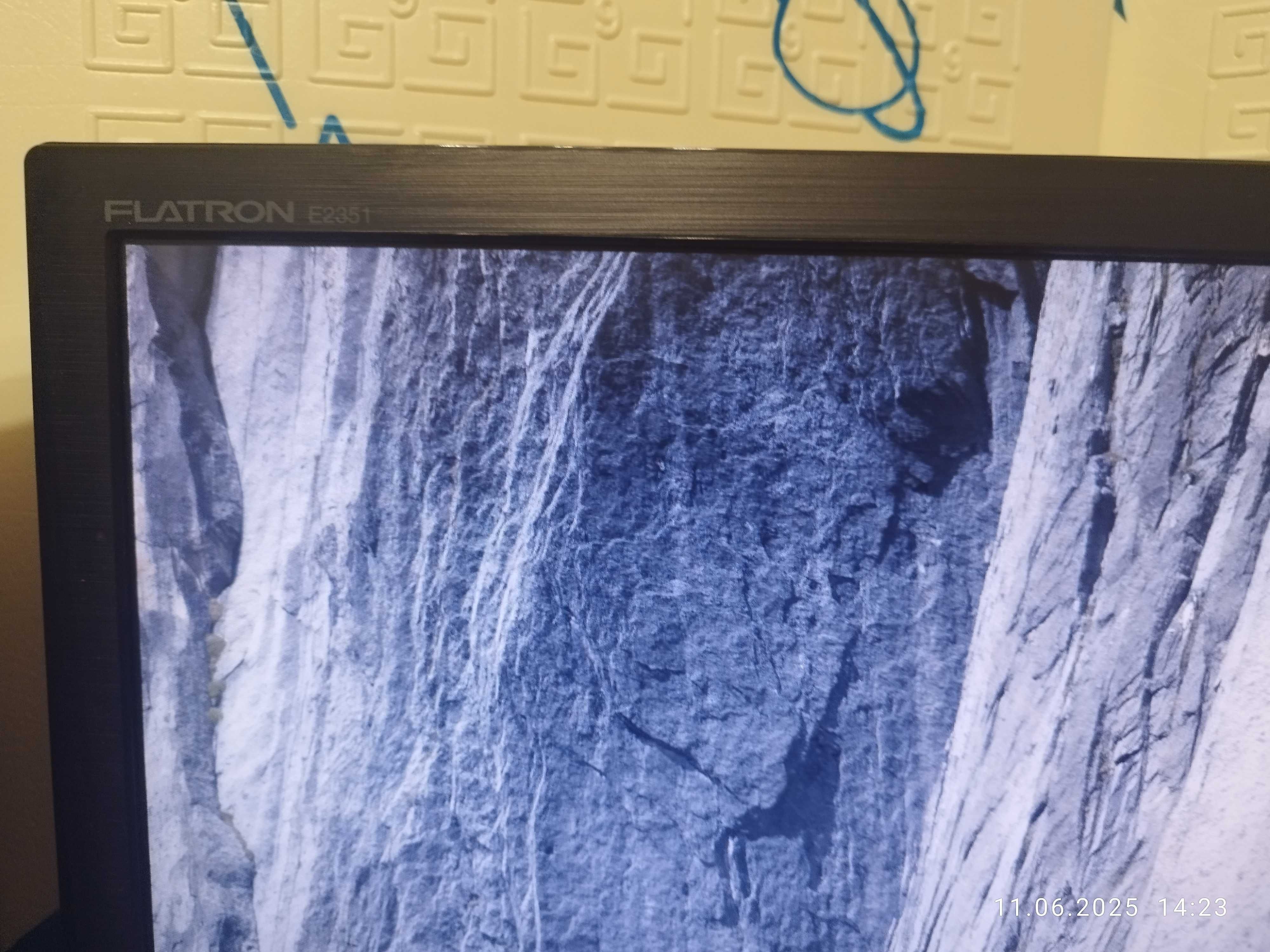 БУ Монитор 23" LED TN, LG E2351