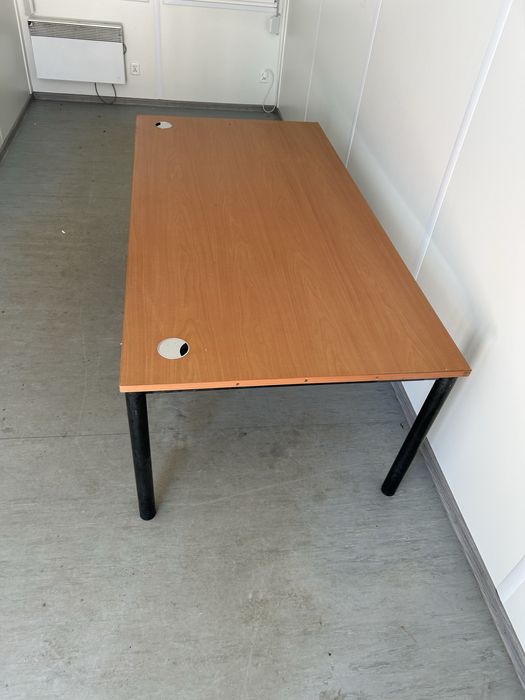 Stół biurowy / konferencyjny