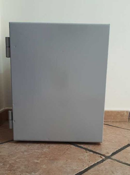 Cofre - Resistente ao fogo - Omega 200