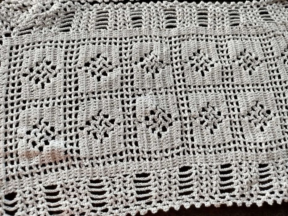 Dois panos em renda feito a mão