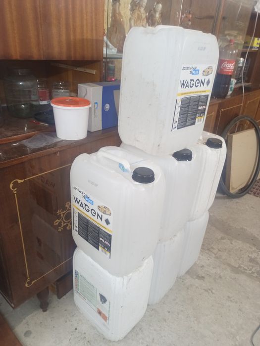 Каністра 20 літрів