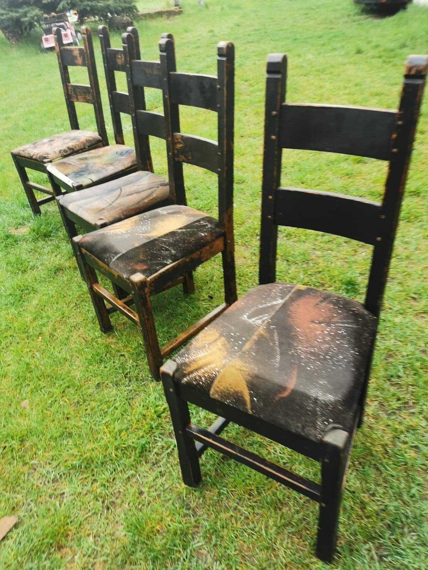 Krzesła dębowe do renowacji