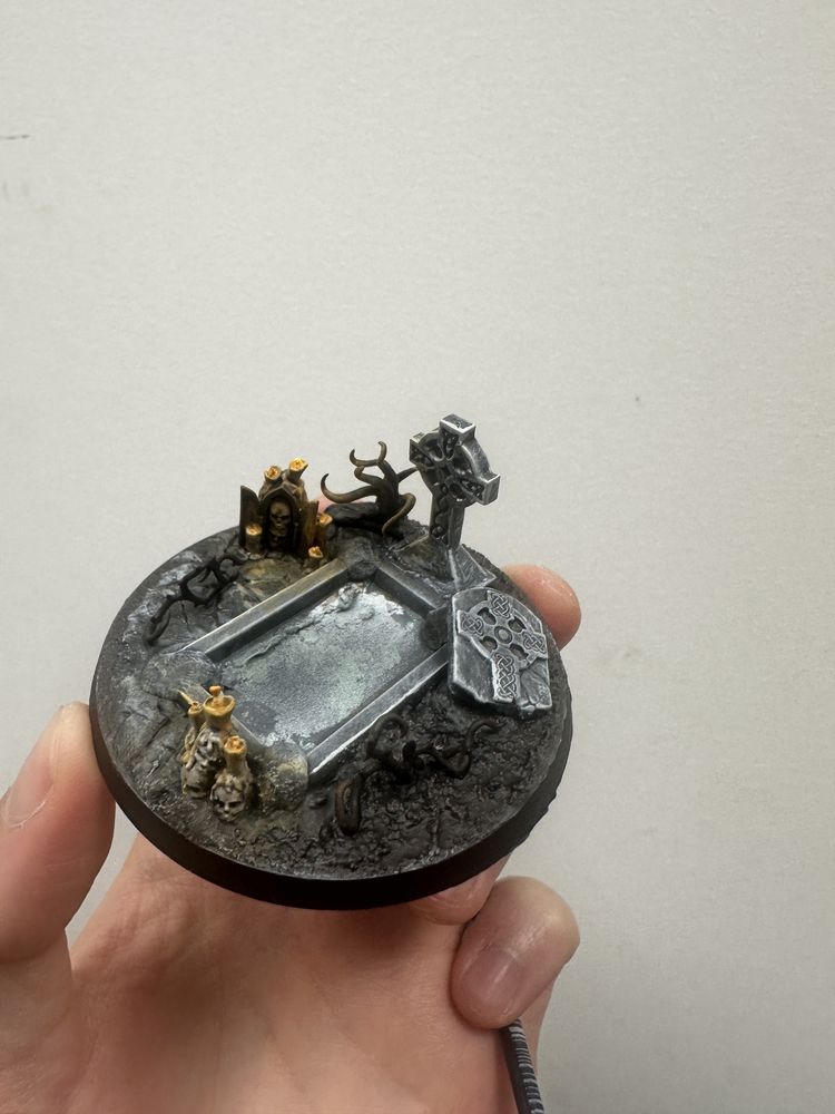 Lady Olinder - Pintada e Custom Base- Warhammer Age of Sigmar