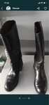 Botas novas em pele