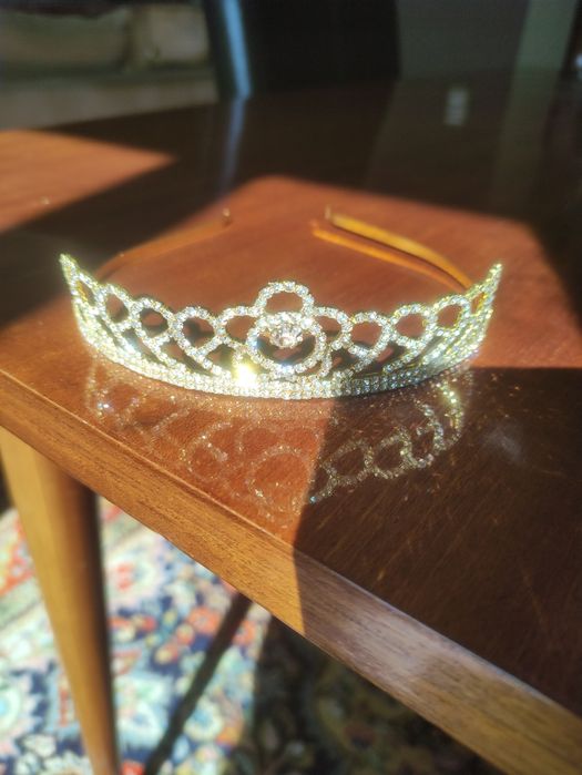 Tiara Coroa Noiva Brilhantes Dourada