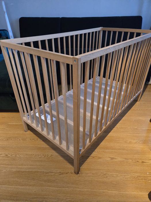 Łózeczko dziecięce Sniglar, 120x60cm, materac, oraz poduszka klin