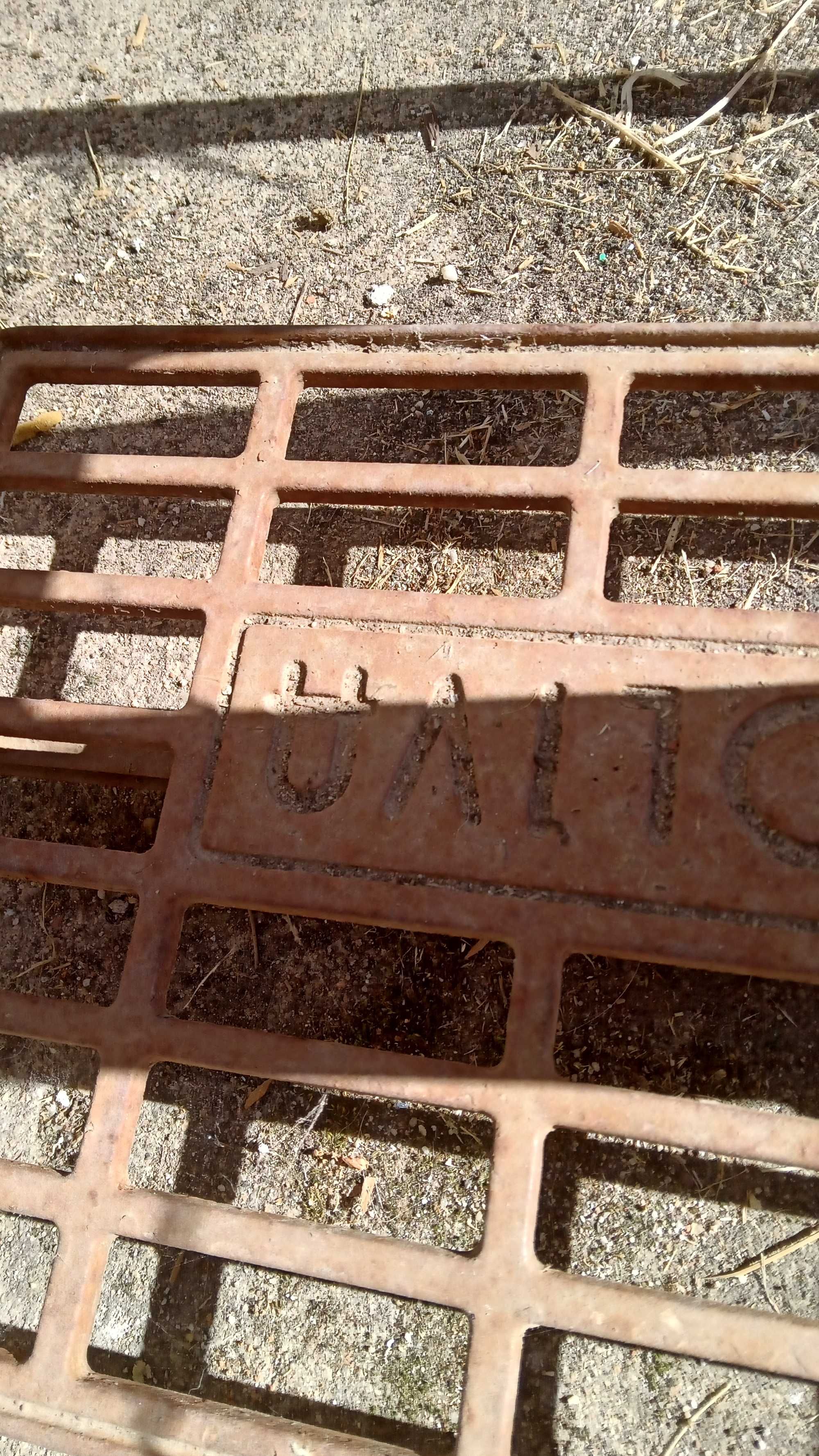 Máquinas de costura antigas oliva