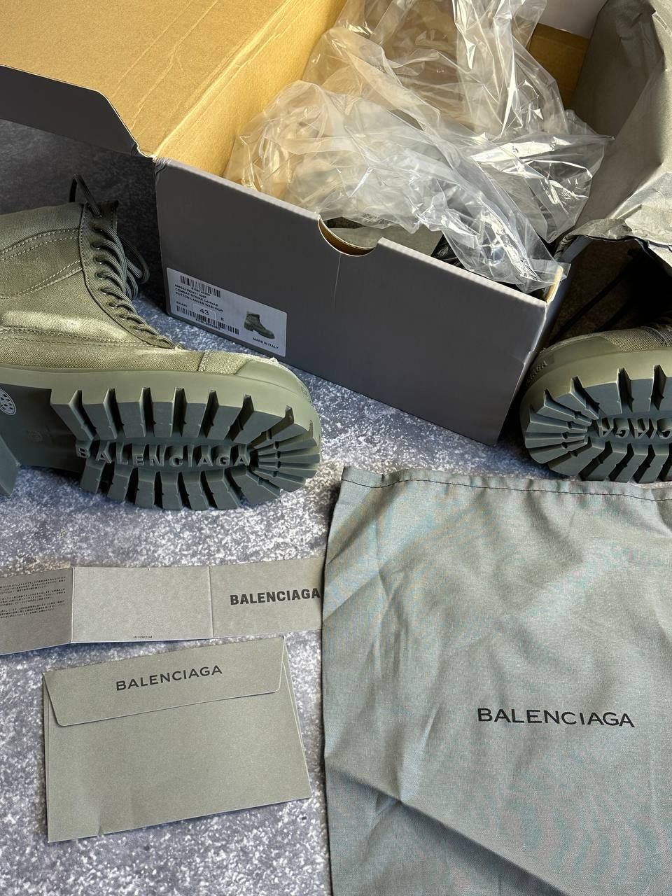 BALENCIAGA Strike boots qrmy green хаки ботинки чоботи буты opium 43