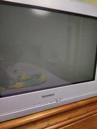 Vendo TV Samsung 100 Hz com comando