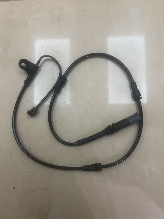 Датчик износа тормозных колодок  BMW