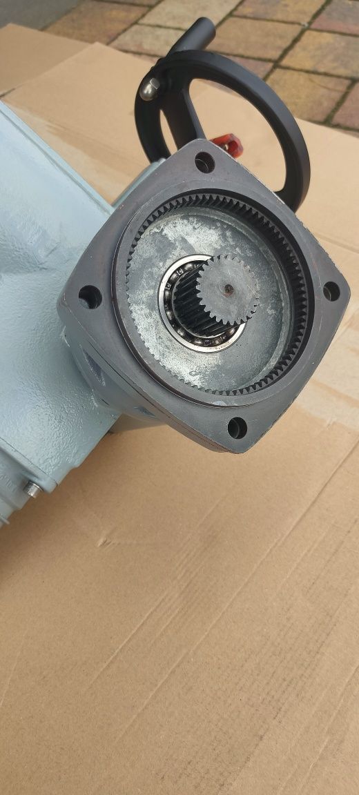 Siłownik napęd elektryczny AUMA SA 07.5-F10