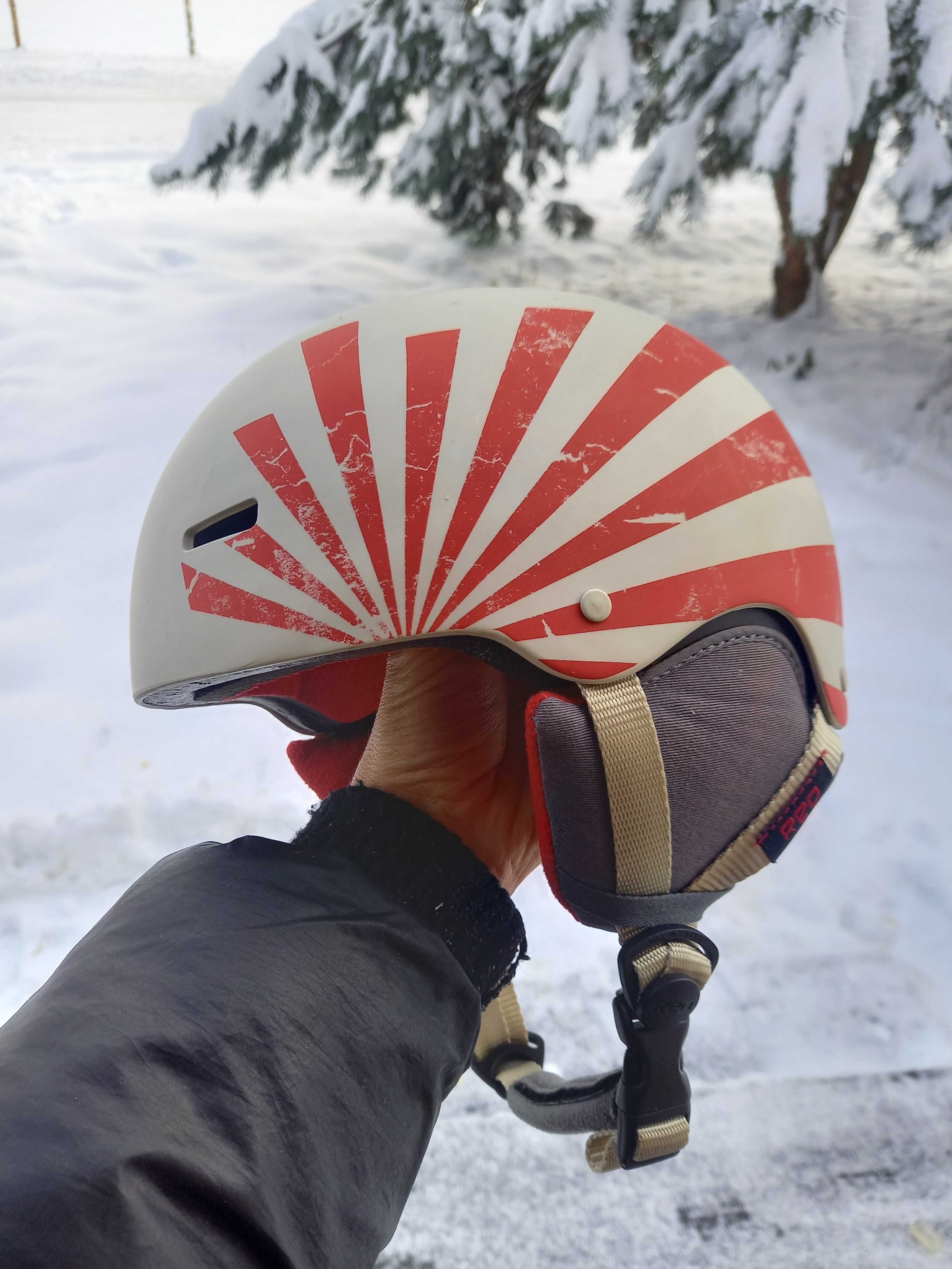 Kask narciarski 51-53 cm