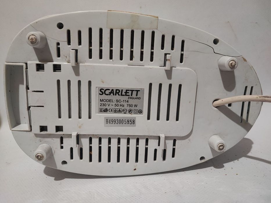Продам тостер Scarlett