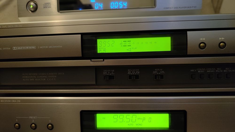 Mikro  Denon F-101 Denon 210
