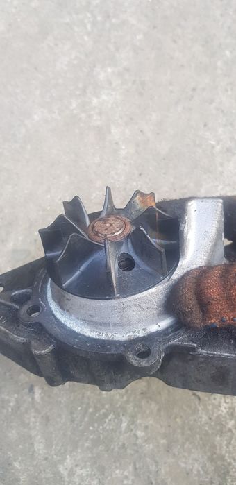 Водяна помпа фіат Scudo 1.9td ,помпа 1.9td скудо.