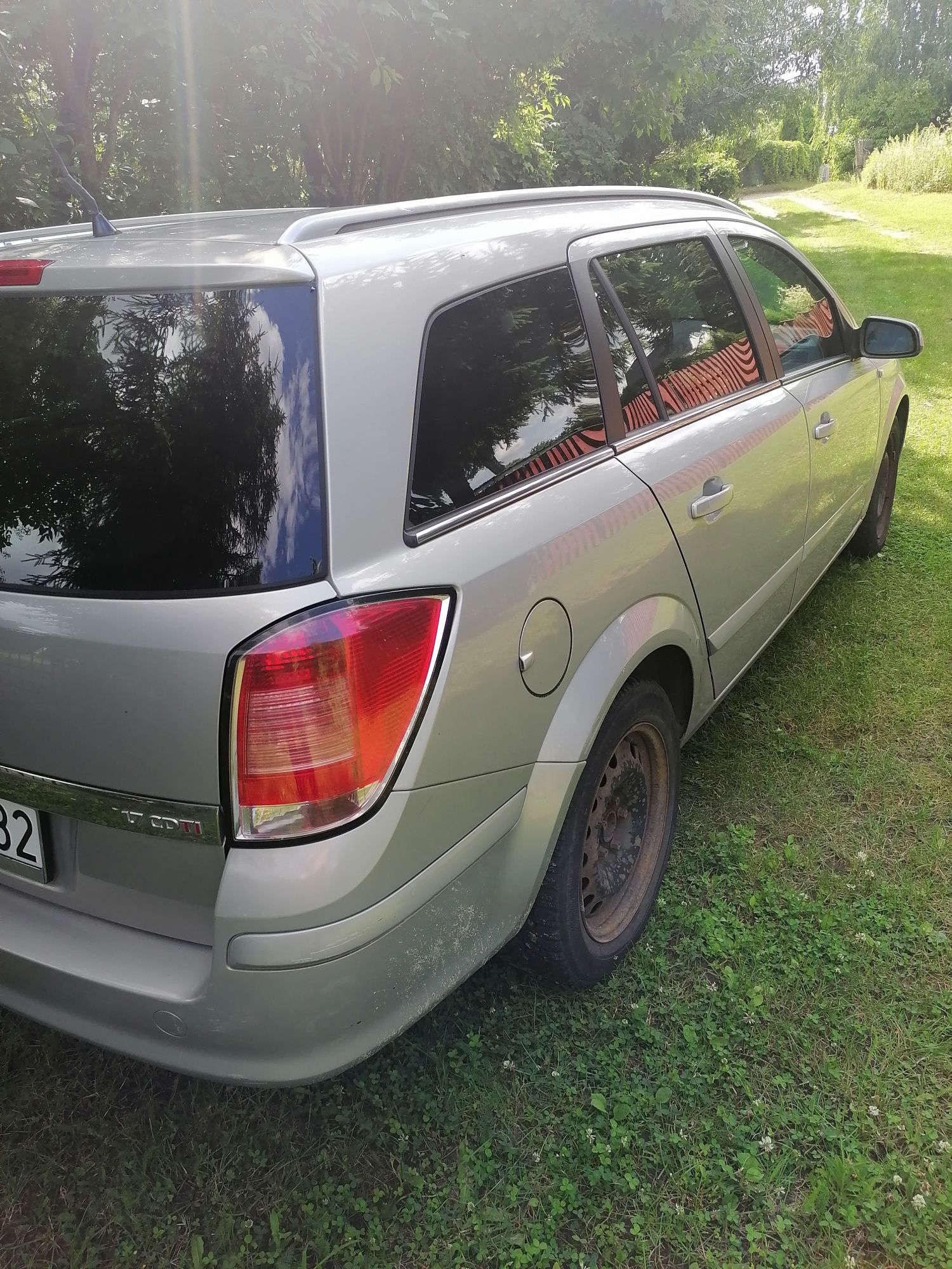 Opel Astra III Combi 1,7 CDTI 2004r