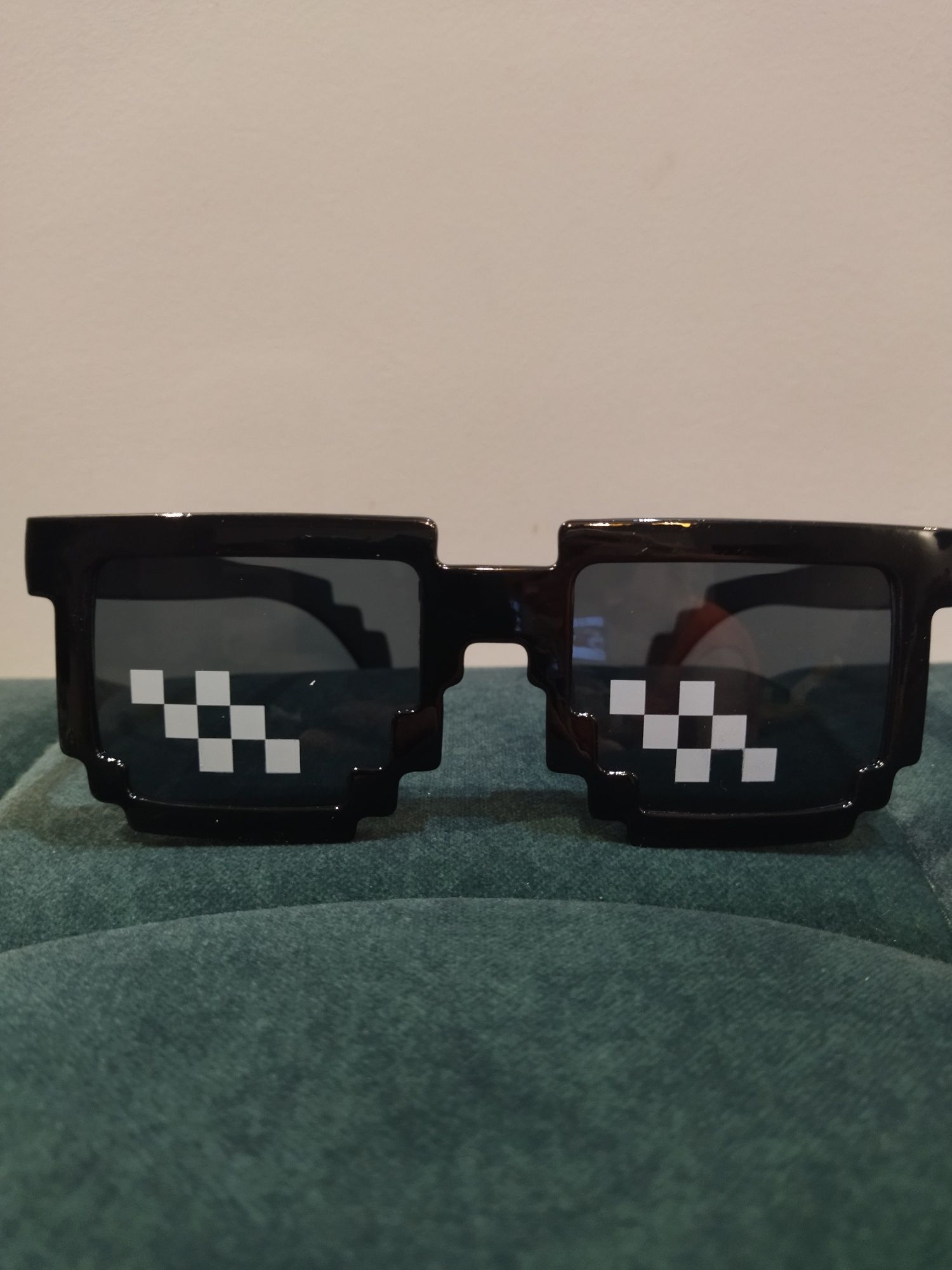 Nowe okulary przeciwsłoneczne Minecraft czarne