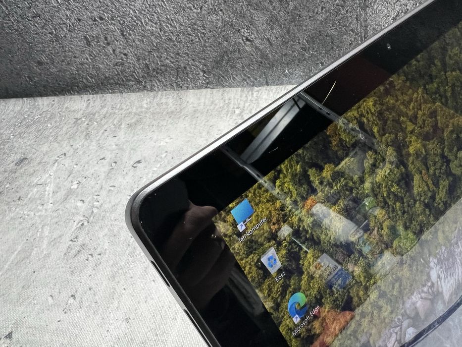 HP Pro X2 / Intel M3-7Y30 / 4GB DDR / 128SSD / 12 FHD Touch / W11