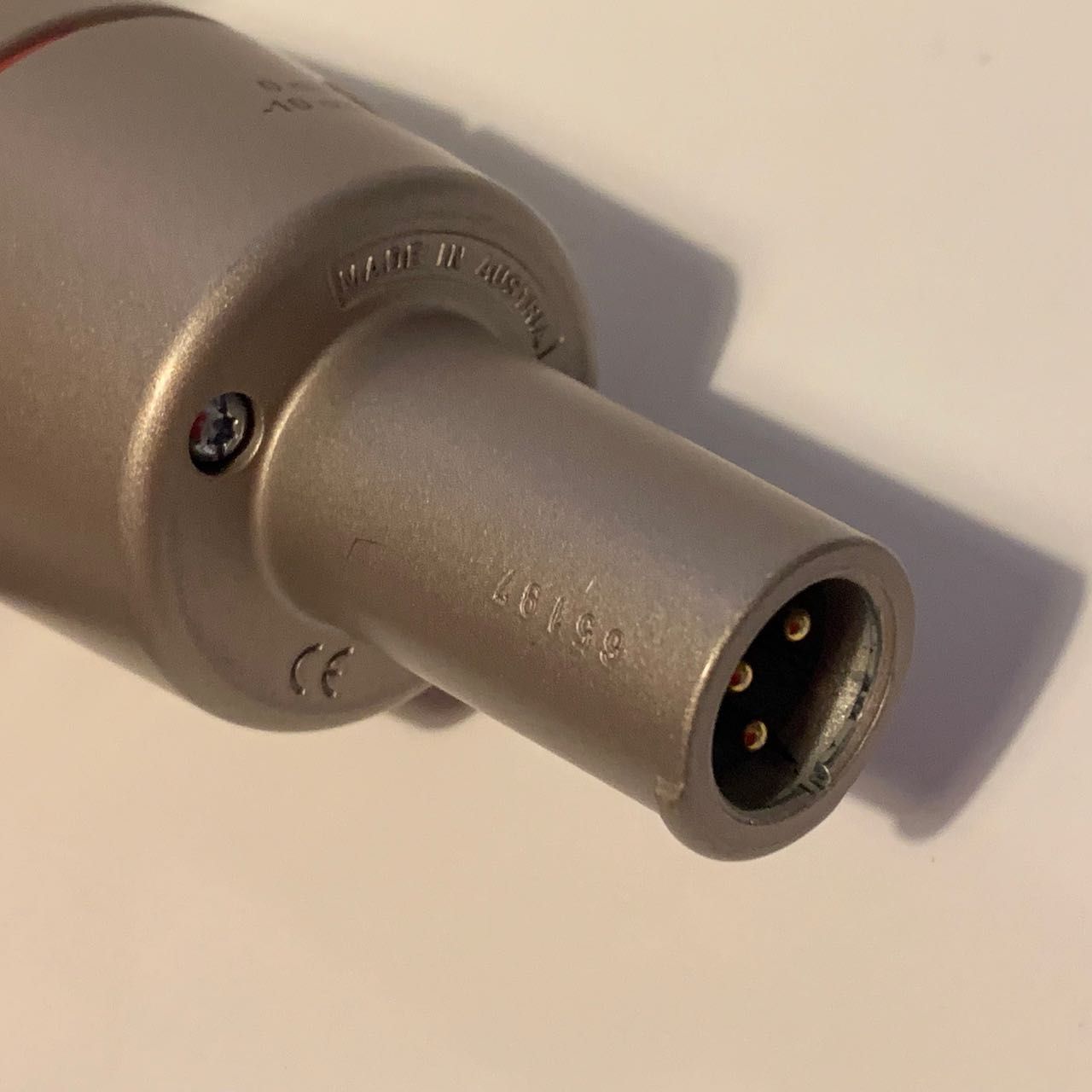 AKG Acoustics C3000B – mikrofon studyjny pojemnościowy z walizką i uch