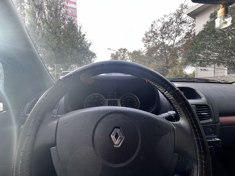 Carro Renault Clio S 1.2 (Negociável)