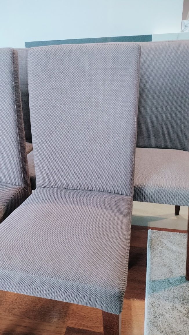 Sprzedam zestaw 6 krzeseł tapicerowanych