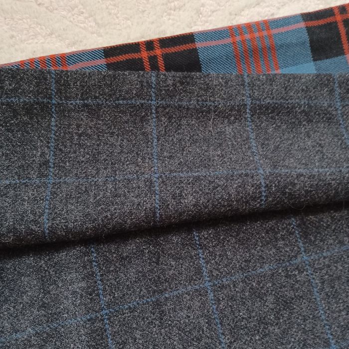 Komin Tartan Creations by Ivonne Macrae hand made Scotland/salon 589 z