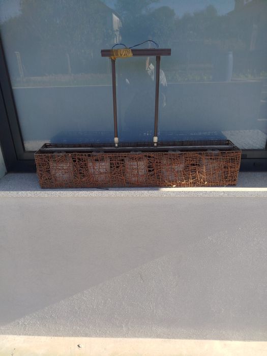 Candeeiro como novo para desocupar