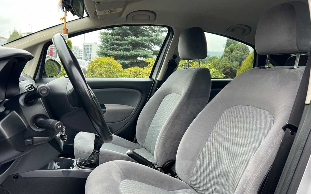 Fiat Linea 2009 рік