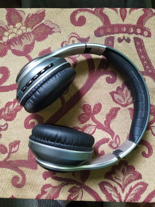 Блютуз навушники під ремонт