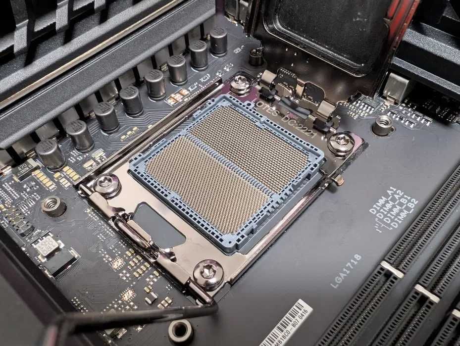 Материнская плата ASUS ROG Crosshair X670E Hero | Socket AM5