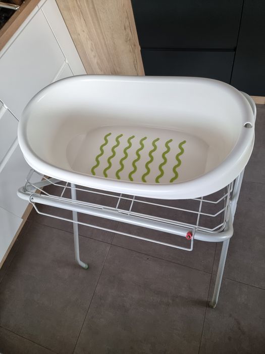 Stojak na wanienkę dla noworodka dziecka ikea