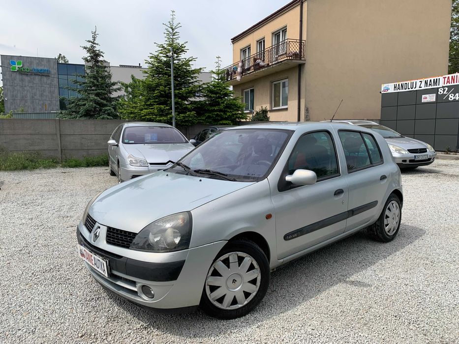 Renault Clio 1.6 benzyna • 2002 rok • 5 drzwi • klima • mały przebieg