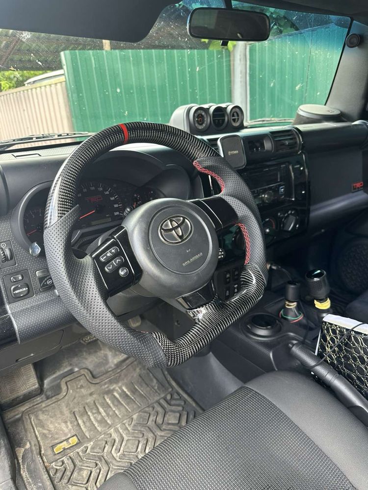 Toyota fj cruiser руль карбон