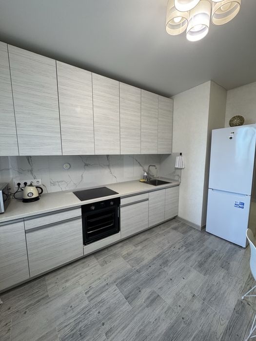 Сдам квартиру 32 Жемчужина Аркадия Каманина вид моря 2 этаж